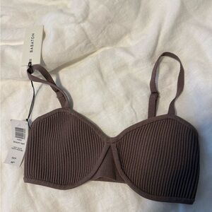 Aritzia Babaton sculpt knit bra top